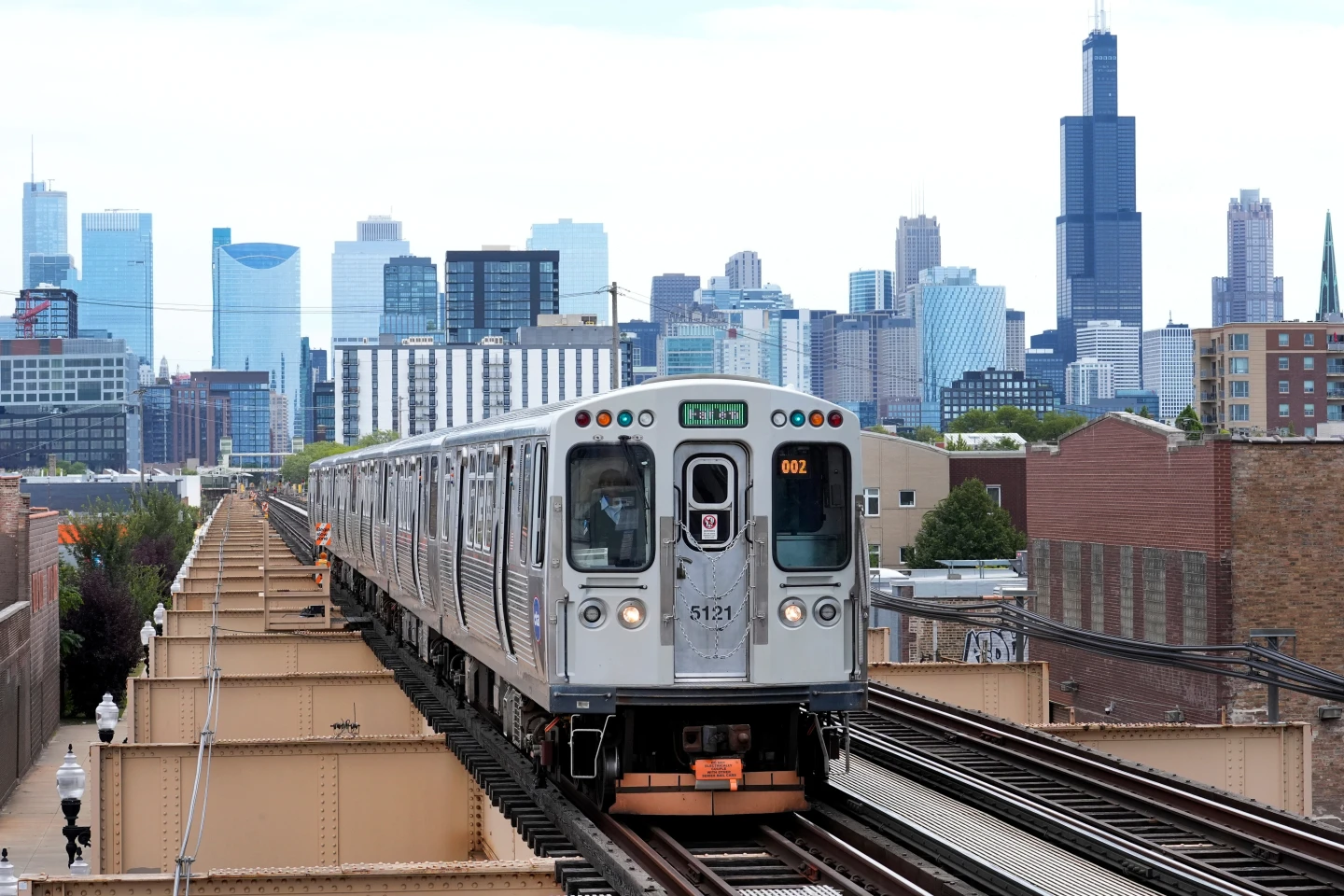 Trump Administration Freezes $2.1 Billion for Chicago Infrastructure Amid Funding Fights
