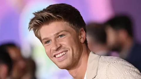 Robert Irwin Wins Dancing with the Stars, Following in Sister's Footsteps