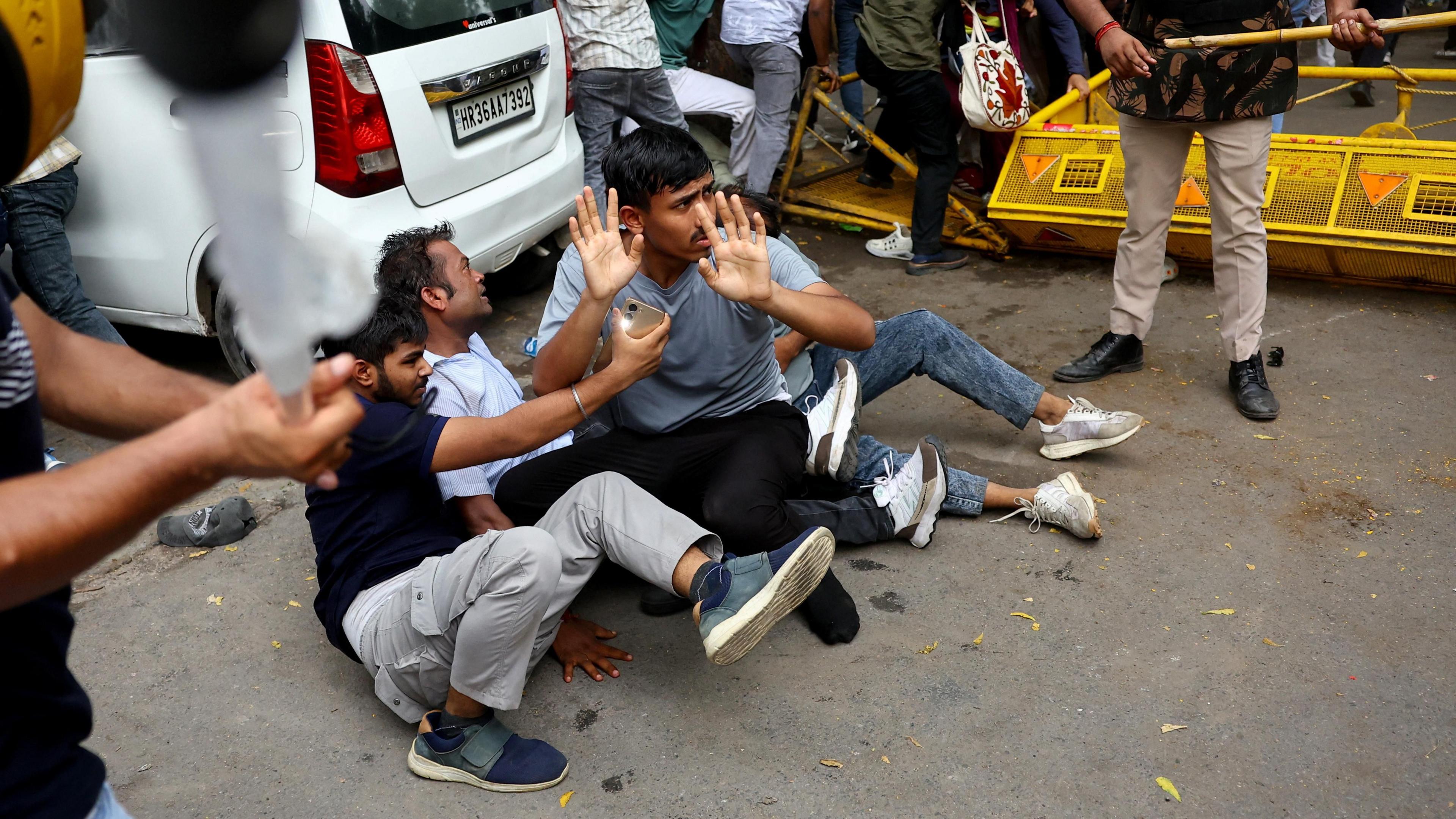 Delhi’s Youth Army: Gen‑Z Protestors Demand Education Minister’s Resignation