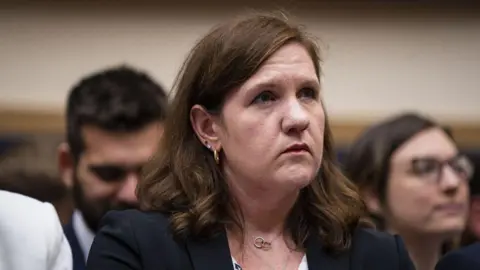 Supreme Court Deliberates Trump's Authority Over Federal Agency Officials